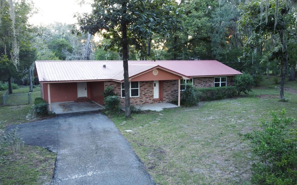 Photo of 1256 SW County Road 252b, Lake City, FL 32024 (MLS # 128415)