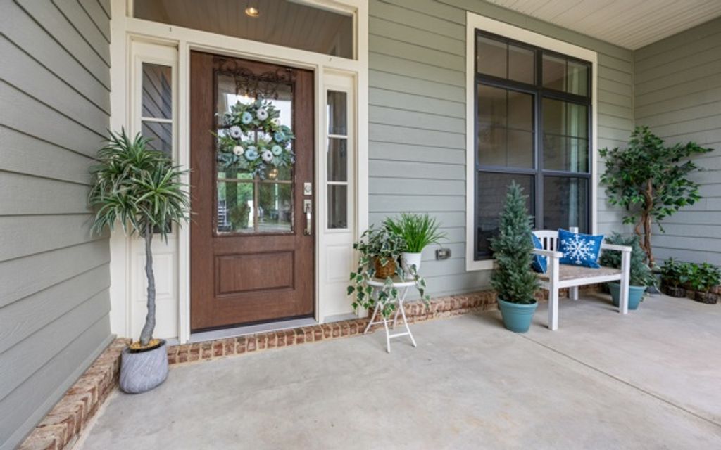 Photo of 498 SW Rosemary Dr, Lake City, FL 32024 (MLS # 127001)