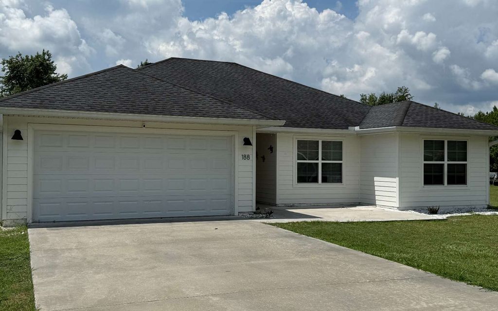 Photo of 188 SE Lindale Glen, Lake City, FL 32025 (MLS # 127703)