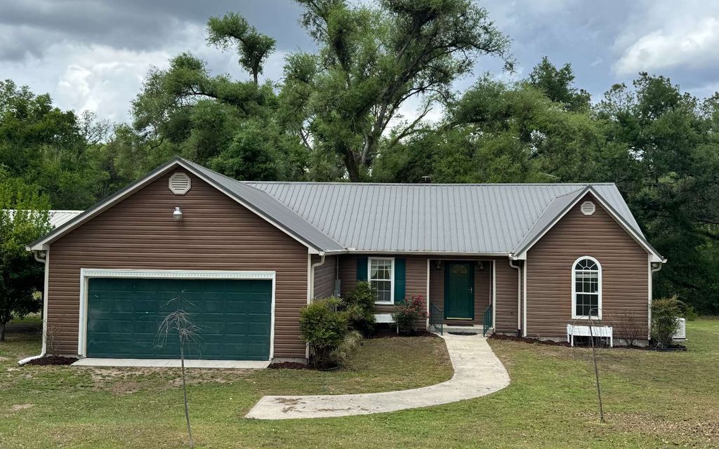 Photo of 3668 NW Bur Oak Place, Jennings, FL 32053 (MLS # 130949)