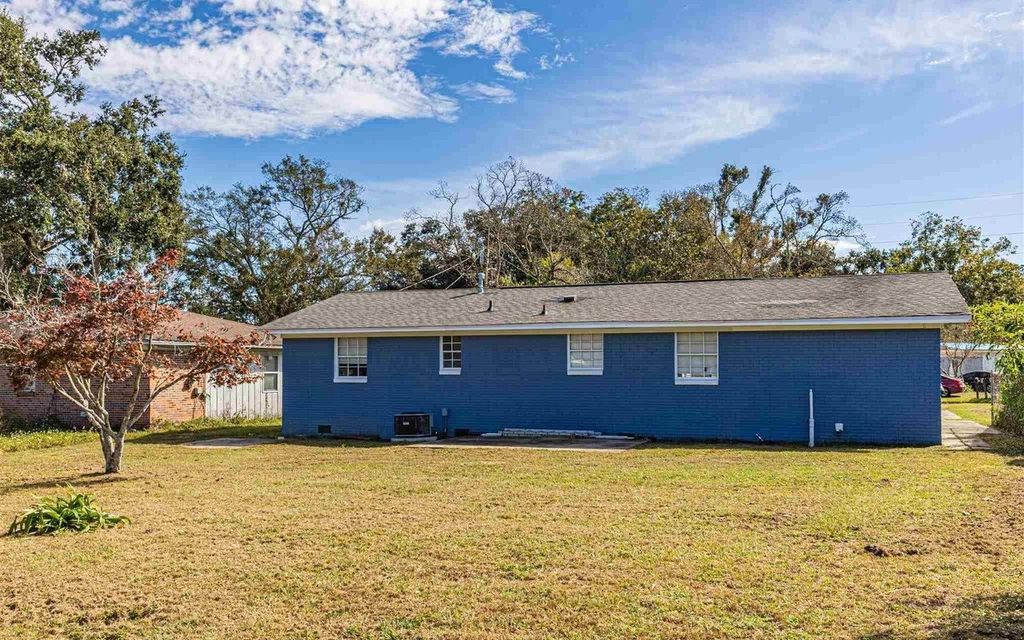 Photo of 6606 Flagler Dr, Other, FL 32503 (MLS # 129422)