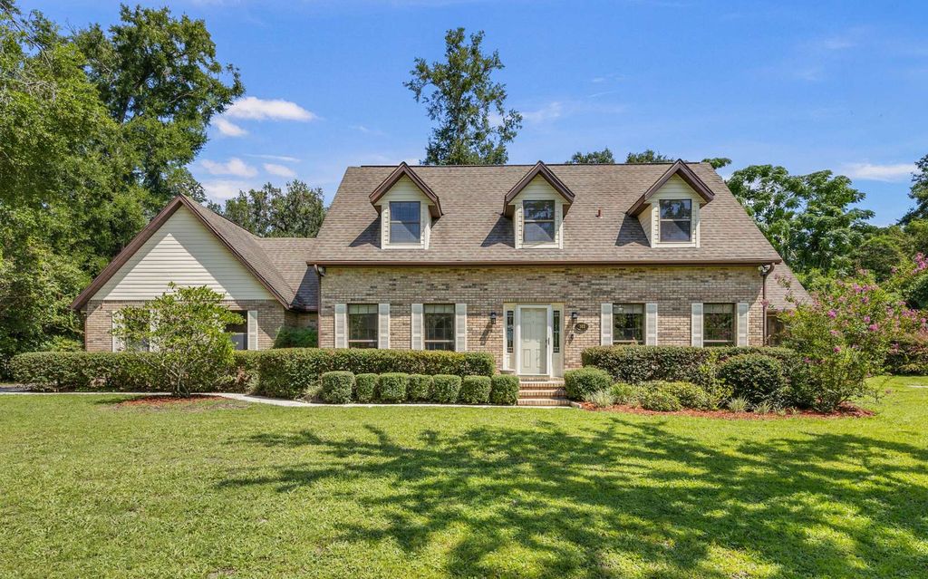 Photo of 163 NW Birdie Place, Lake City, FL 32055 (MLS # 128166)