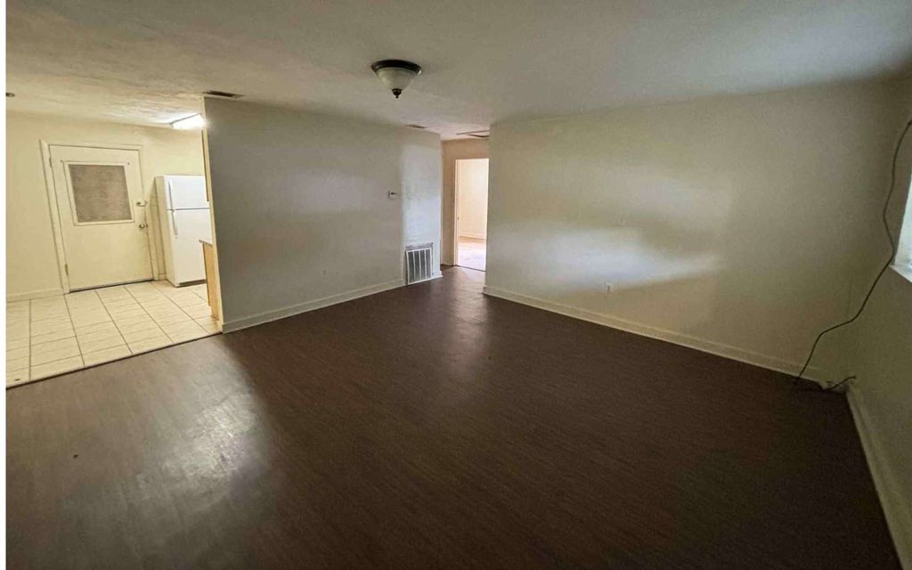 Photo of 261 SE Beech St Apt 102 St, Lake City, FL 32025 (MLS # 127518)