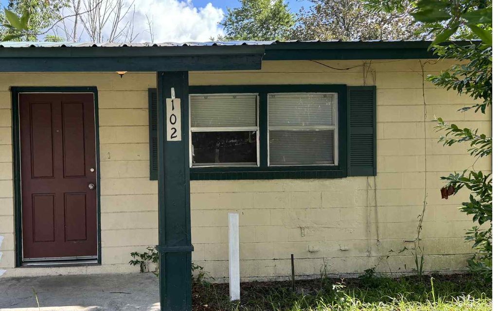 Photo of 261 SE Beech St Apt 102 St, Lake City, FL 32025 (MLS # 127518)