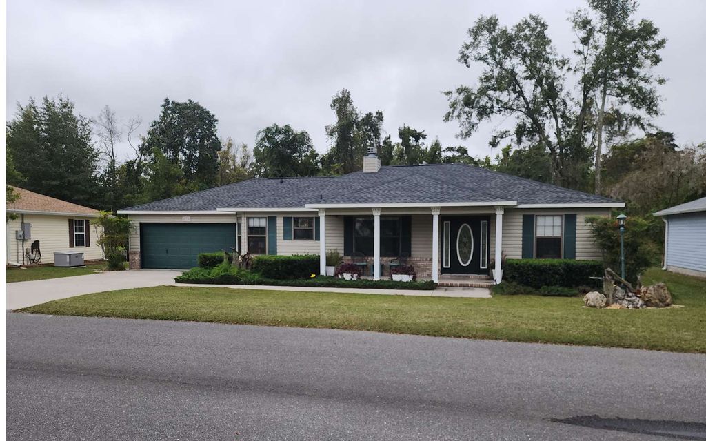 Photo of 515 SE Rosewood Circle, Lake City, FL 32025 (MLS # 129265)