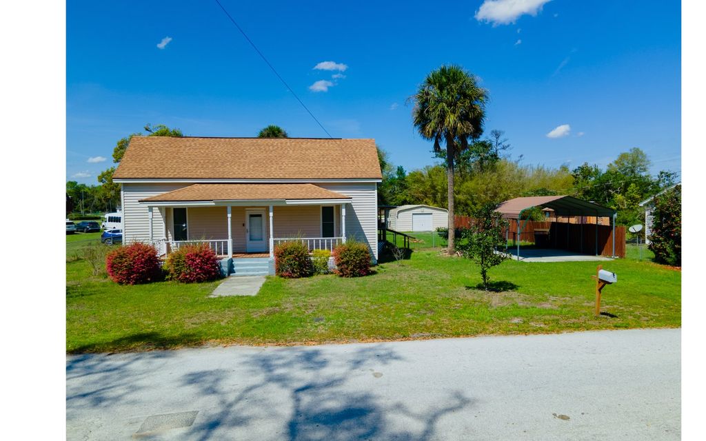 Photo of 1239 Ben Bates St, Jennings, FL 32053 (MLS # 129194)