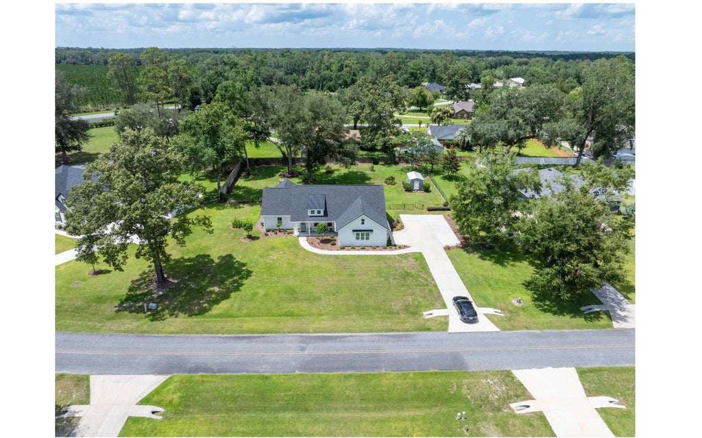 Photo of 169 SW Pinehurst Dr, Lake City, FL 32024 (MLS # 131989)