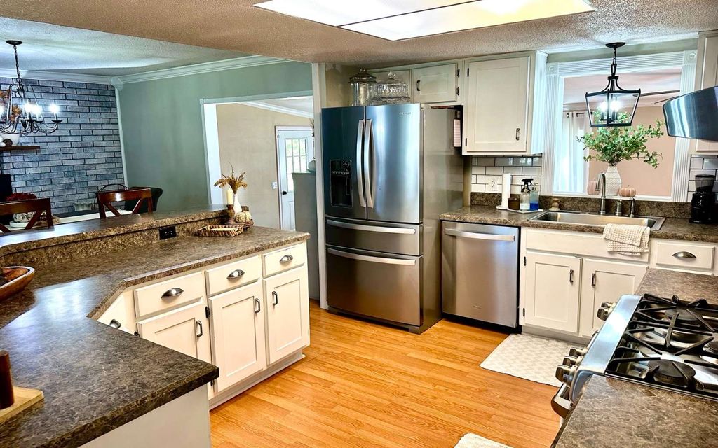 Photo of 235 SW Laura Street, Mayo, FL 32066 (MLS # 128827)