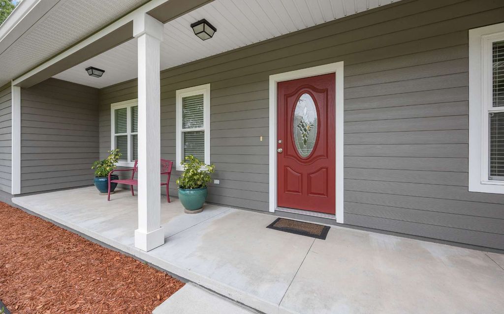 Photo of 503 NW Cambridge Hill Way, Lake City, FL 32055 (MLS # 127308)