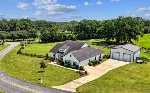 Photo of 174 NW High Point Dr, Lake City, FL 32055 (MLS # 132974)
