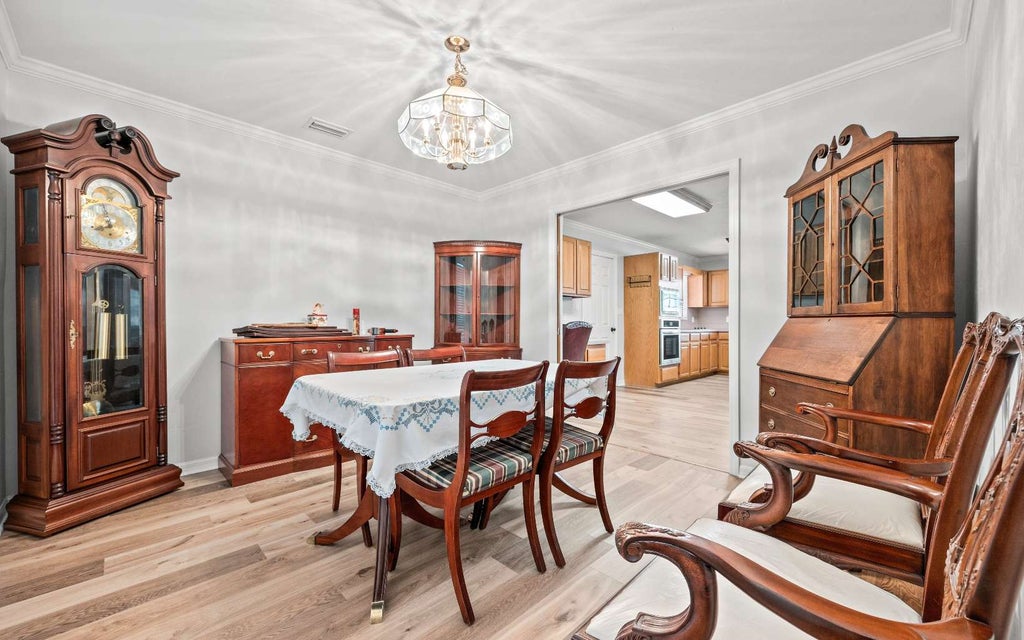 Photo of 382 NW Emerald Lakes Dr, Lake City, FL 32055 (MLS # 132634)