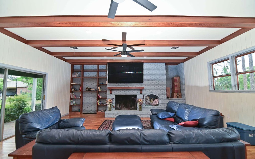 Photo of 209 SE 5th Street, Jasper, FL 32052 (MLS # 132146)
