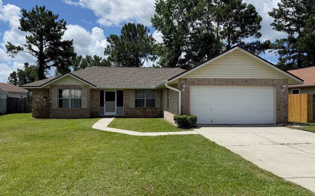 Photo of 1172 SW Jamestown Glen, Lake City, FL 32025 (MLS # 127476)