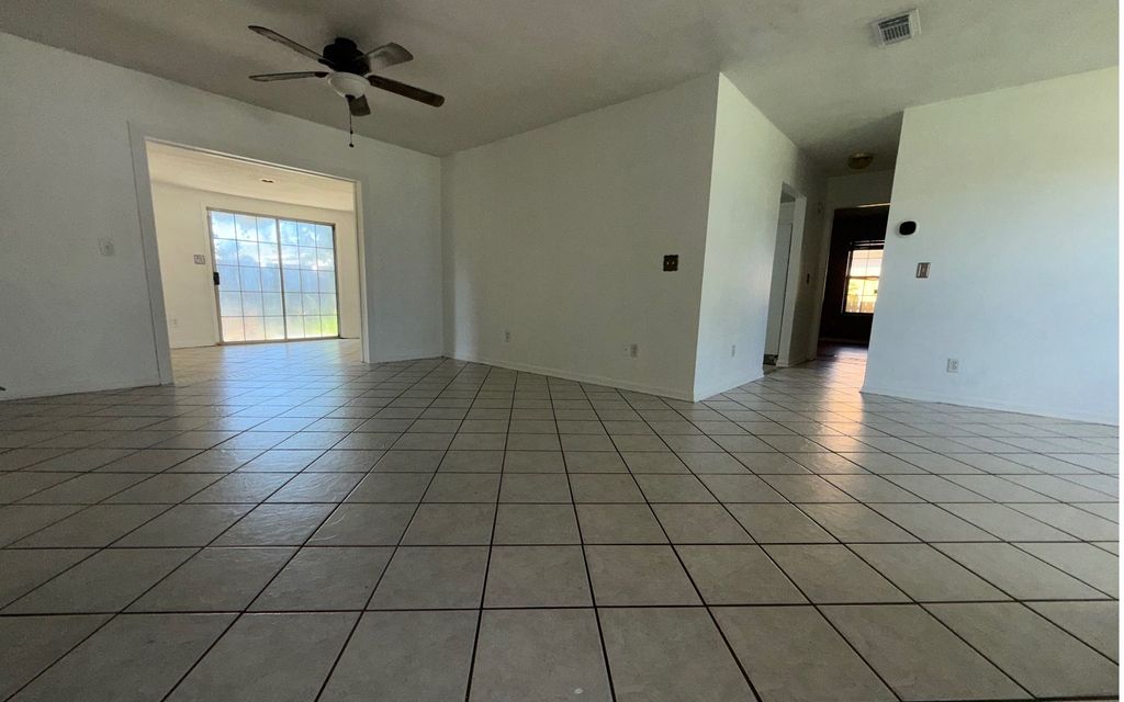 Photo of 1172 SW Jamestown Glen, Lake City, FL 32025 (MLS # 127476)