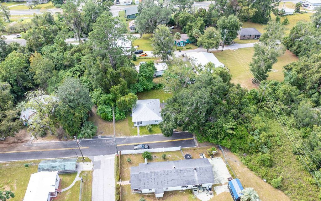 Photo of 342 NE Anderson Terrace, Lake City, FL 32055 (MLS # 128703)