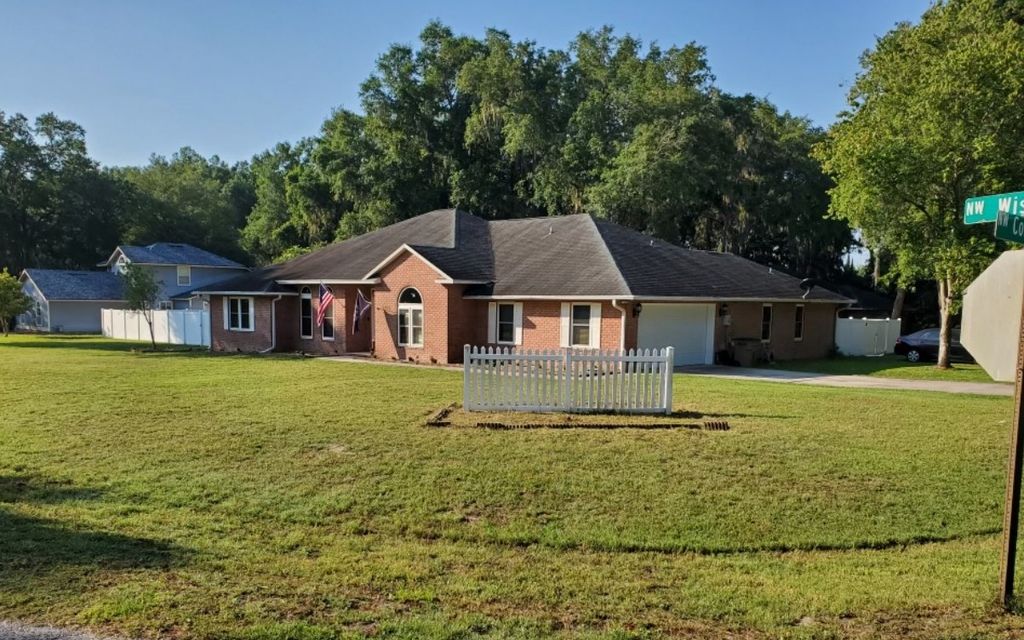Photo of 4206 NW Wisteria Drive, Lake City, FL 32055 (MLS # 126585)