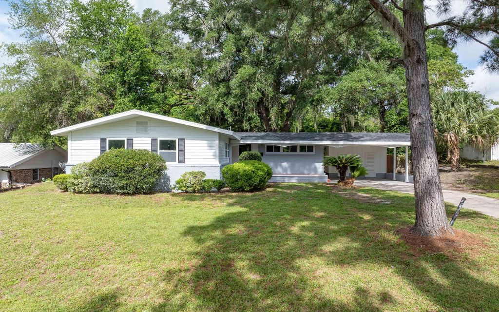 Photo of 486 NW Shelby Ter, Lake City, FL 32055 (MLS # 131630)