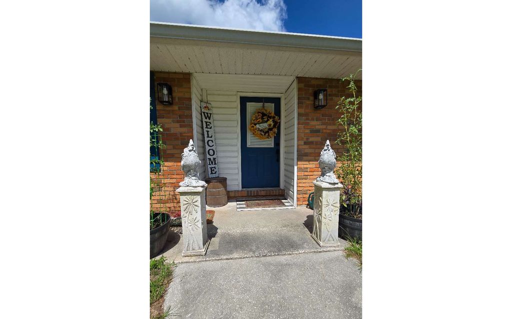 Photo of 174 SW Wisdom Way, Lake City, FL 32025 (MLS # 132124)