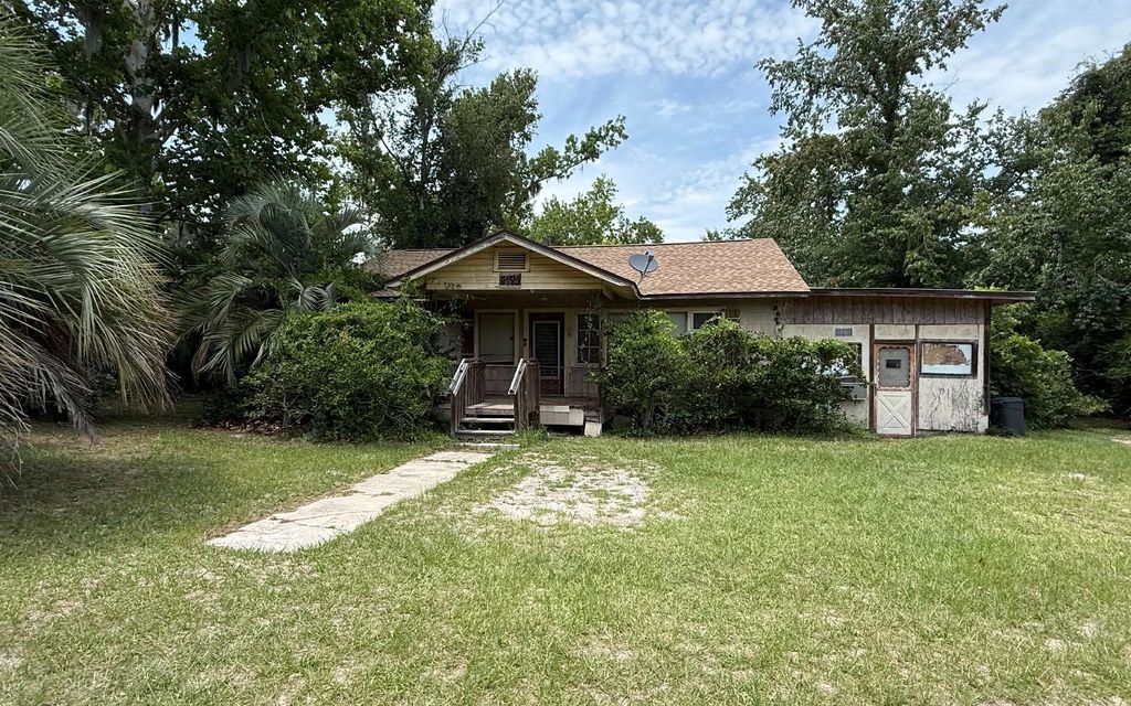 Photo of 3197 NW Nash Road, Lake City, FL 32055 (MLS # 131799)