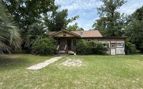 Photo of 3197 NW Nash Road, Lake City, FL 32055 (MLS # 131799)