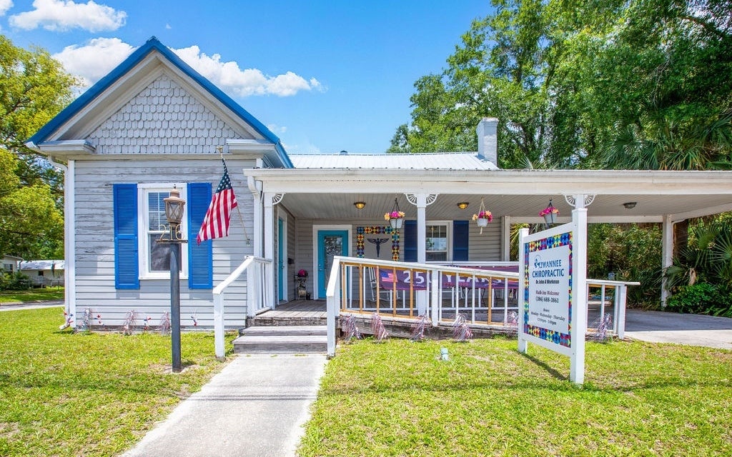 Photo of 216 NW Duval St, Live Oak, FL 32064 (MLS # 131804)