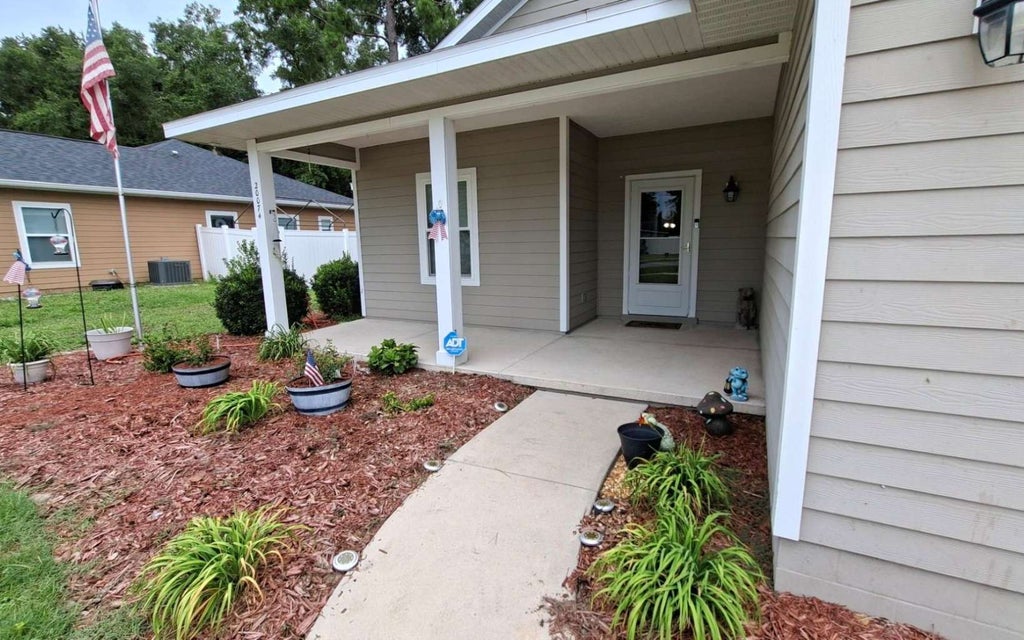 Photo of 20074 NW 249th. St, High Springs, FL 32643 (MLS # 132999)