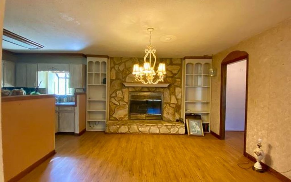 Photo of 6175 NE Colin Kelly Highway, Madison, FL 32340 (MLS # 129078)