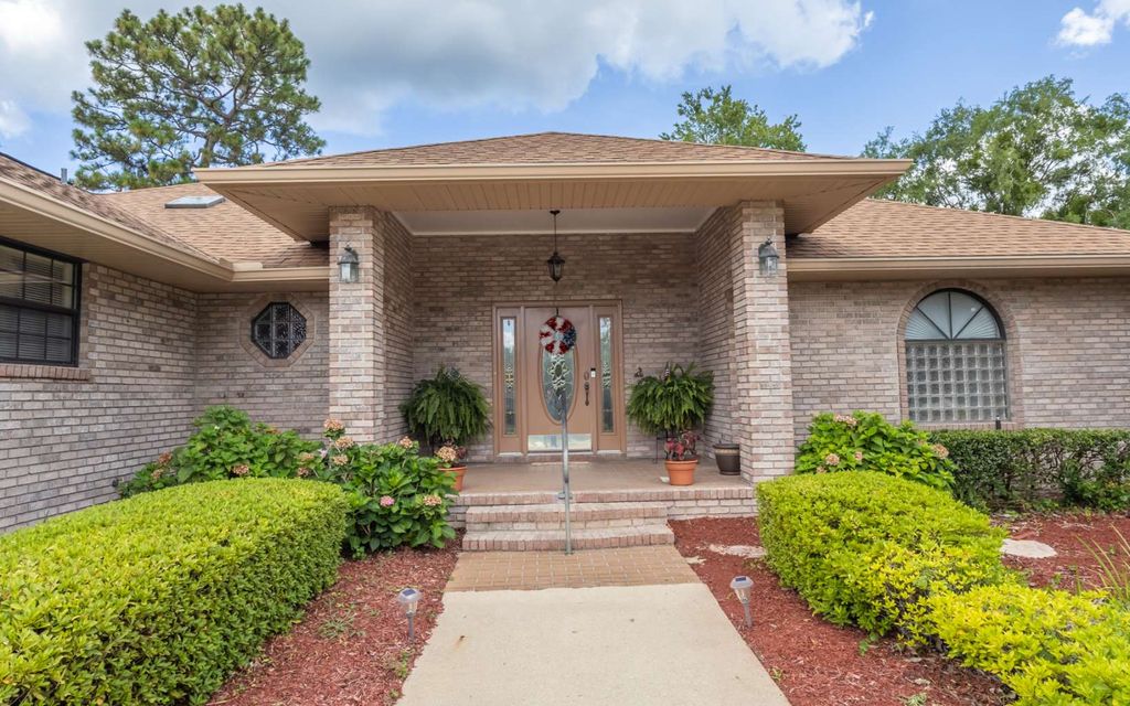 Photo of 4660 SE 3rd Place, Keystone Heights, FL 32656 (MLS # 132261)