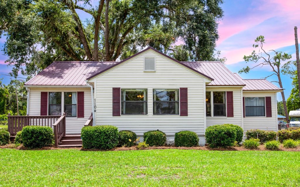 Photo of 1104 NW 3rd Street, Jasper, FL 32052 (MLS # 127413)