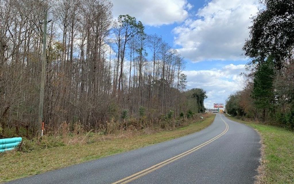 Photo of SW Business Point Drive, Lake City, FL 32025 (MLS # 114128)