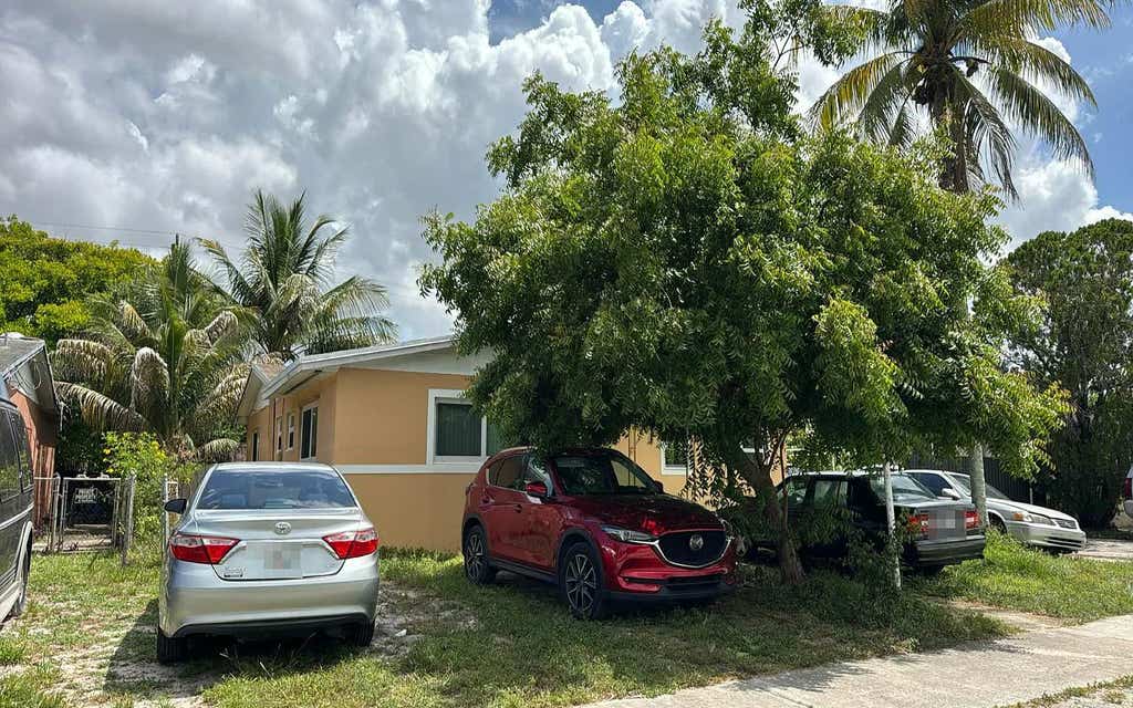 Photo of 1360 NW 197th St, Other, FL 33169 (MLS # 132455)