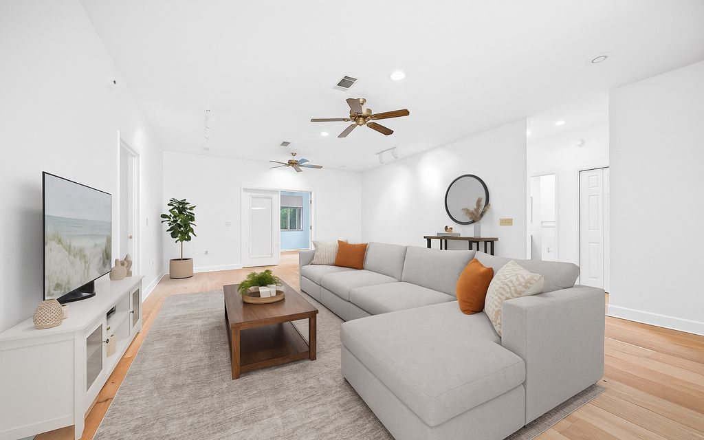 Photo of 10491 Wildwood Drive, Dowling Park, FL 32064 (MLS # 127137)