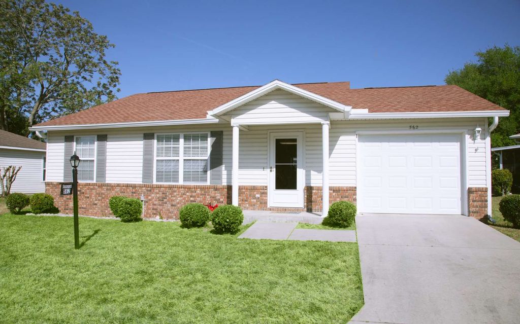 Photo of 562 SE Rosewood Drive, Lake City, FL 32025 (MLS # 130870)