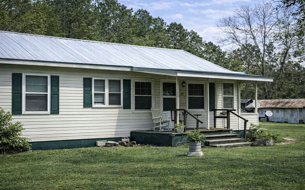 Photo of 7842 SW County Road 143, Jasper, FL 32052 (MLS # 130059)