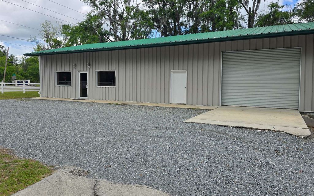 Photo of 119 NW Ethan Pl, Lake City, FL 32055 (MLS # 131030)