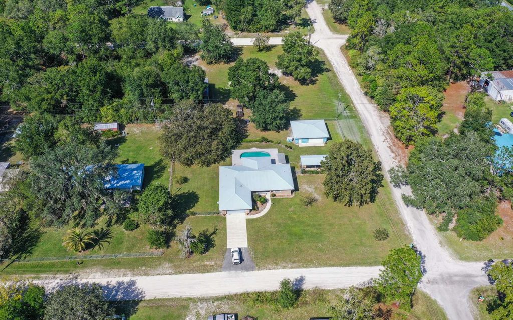 Photo of 589 SE 71st Street, Starke, FL 32091 (MLS # 128990)