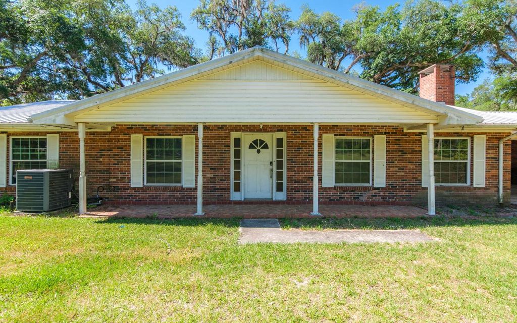 Photo of 10316 County Road 252, Live Oak, FL 32060 (MLS # 131190)