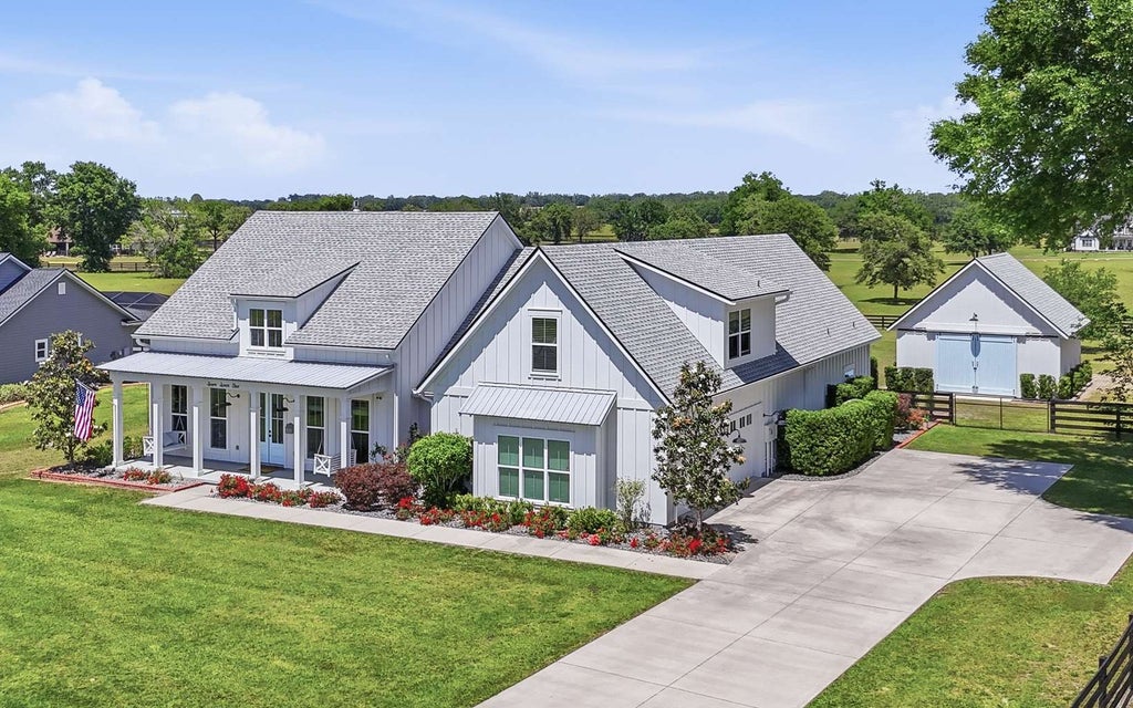 Photo of 775 SW Mandiba Drive, Lake City, FL 32024 (MLS # 131325)