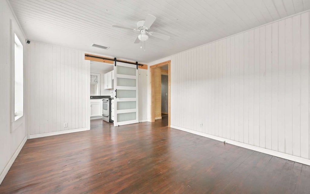 Photo of 137 SE Craig Avenue, Lake City, FL 32025 (MLS # 132214)