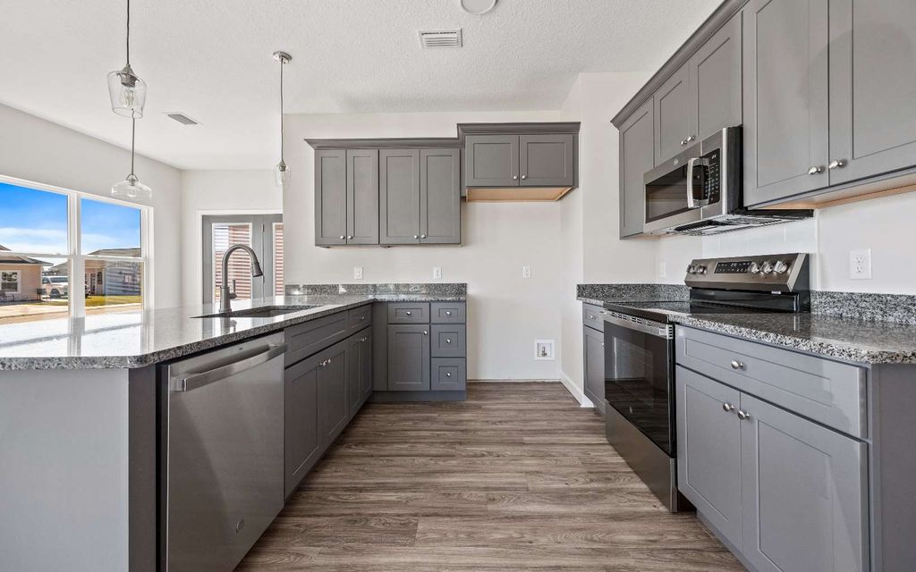 Photo of 202 NW Mesa St, Live Oak, FL 32064 (MLS # 129174)
