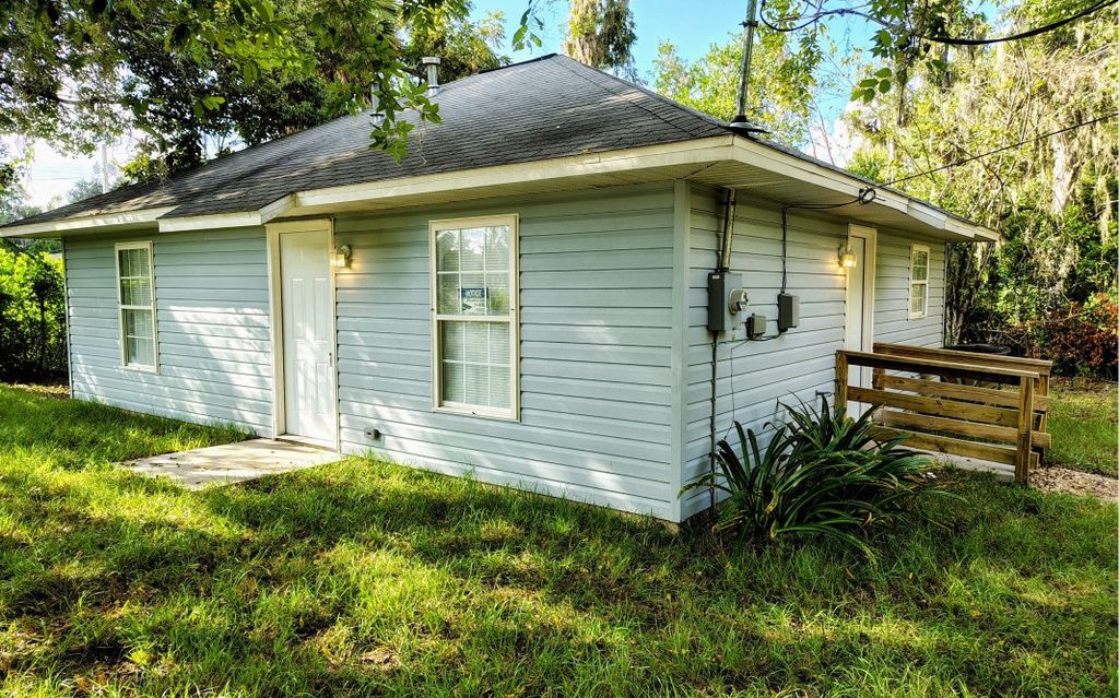 Photo of 141 NE Fronie Street, Lake City, FL 32055 (MLS # 128699)