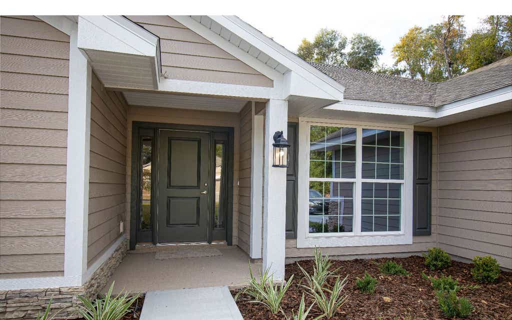 Photo of 133 SW Bellflower Dr, Lake City, FL 32024 (MLS # 132144)