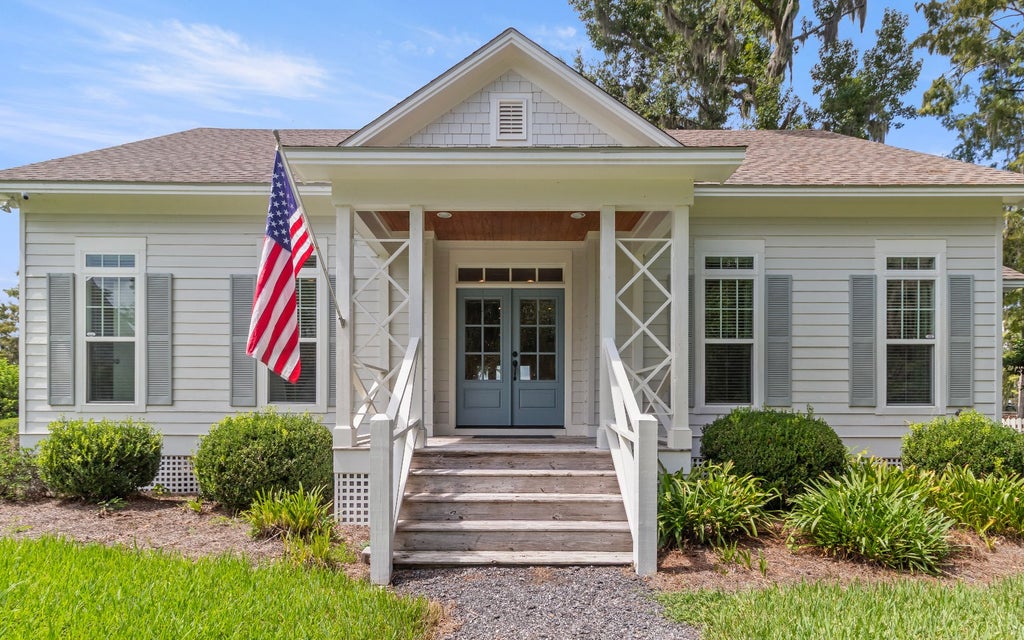 Photo of 2633 NE Cherry Lake Circle, Pinetta, FL 32350 (MLS # 133184)