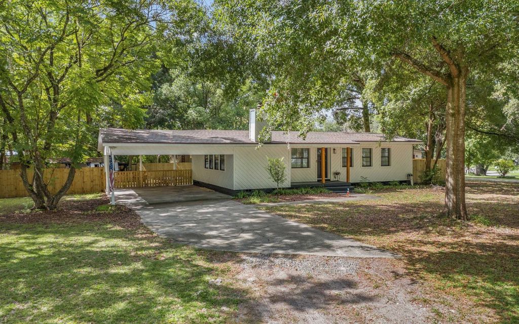 Photo of 23971 NW 189th Ave, High Springs, FL 32643 (MLS # 128603)
