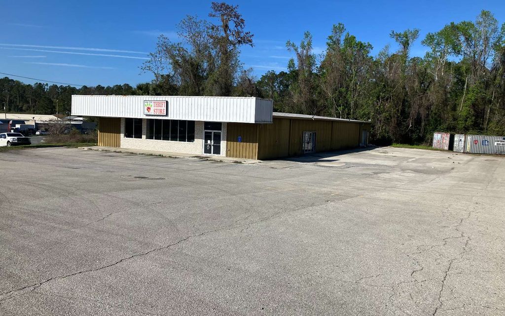 Photo of 1330 SW Main Boulevard, Lake City, FL 32025 (MLS # 130587)