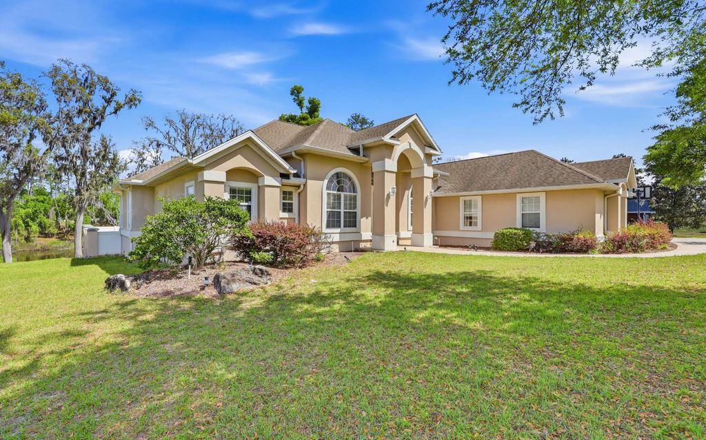 Photo of 1023 NW Savannah Circle, Lake City, FL 32055 (MLS # 130862)