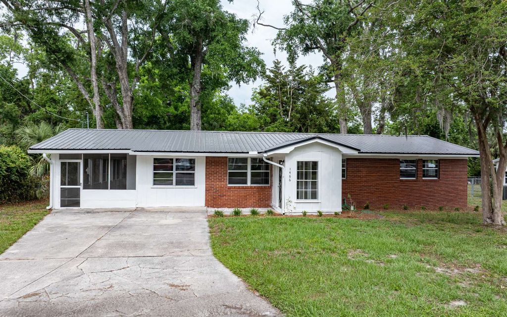 Photo of 1466 Pearl Avenue, Live Oak, FL 32064 (MLS # 127229)
