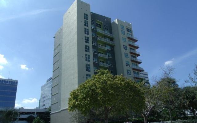 Photo of 313 NE 2nd St Apt 404 ST, Other, FL 33301 (MLS # 133247)