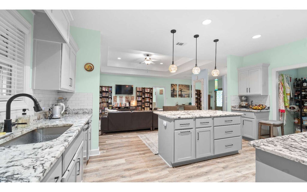 Photo of 218 NE Oakwood Way, Pinetta, FL 32350 (MLS # 130993)