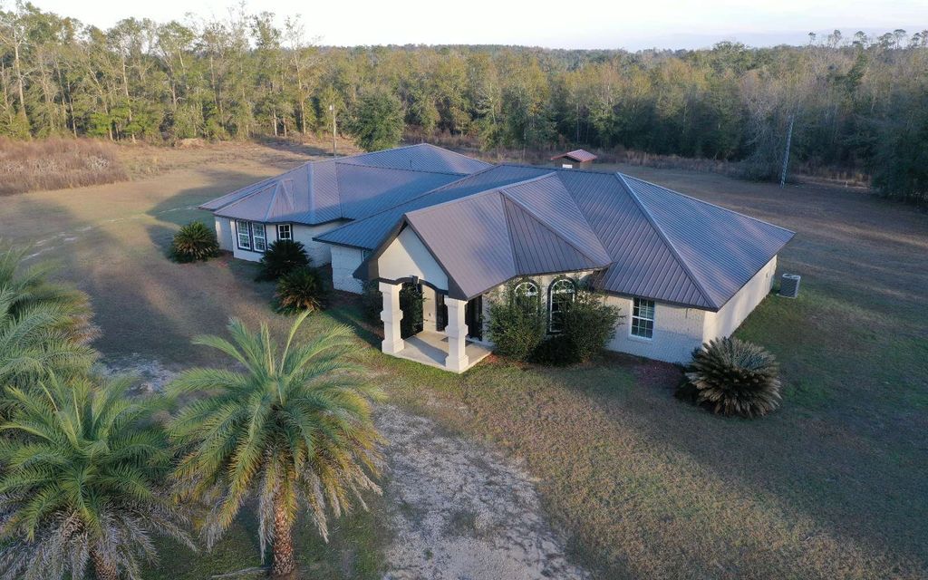 Photo of 3618 Country Kitchen Rd, Madison, FL 32340 (MLS # 129821)